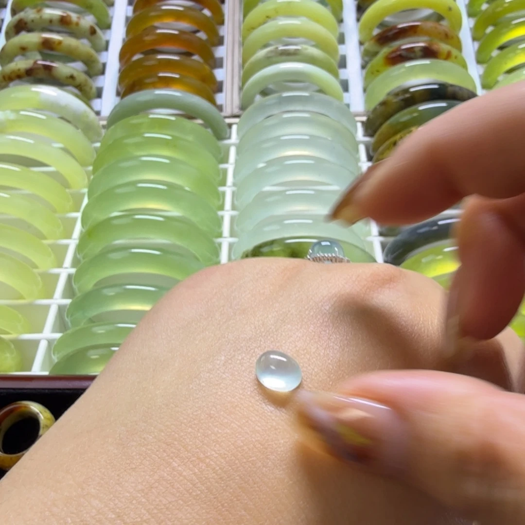 蛇纹石玉合金吊坠(不含链)