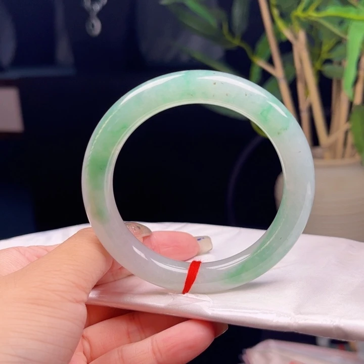 未镶嵌手镯翡翠56.6