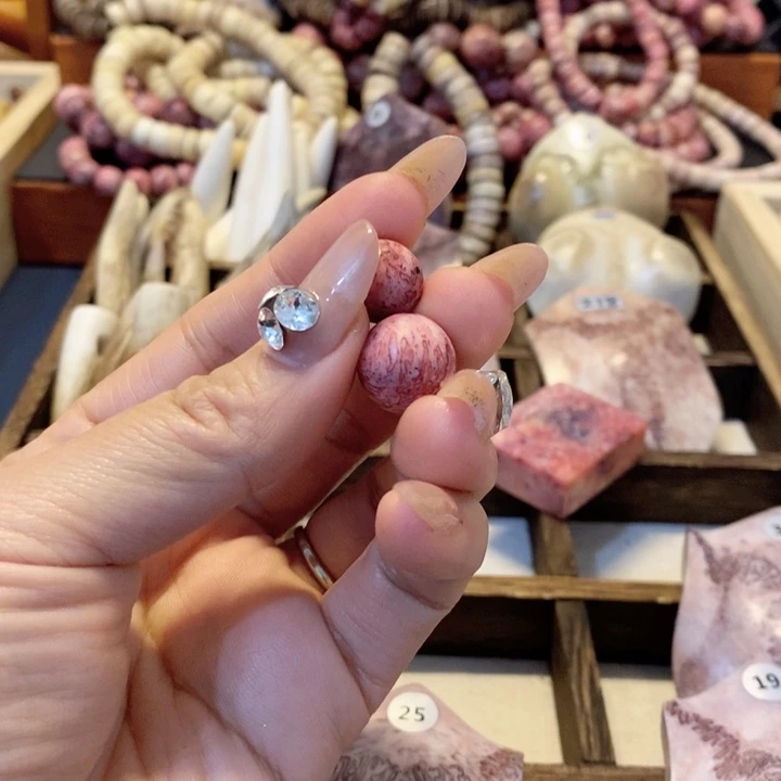 鹿三界好看好看珠的