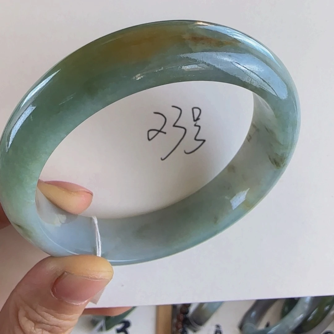 翡翠手镯未镶嵌老坑56.7圈