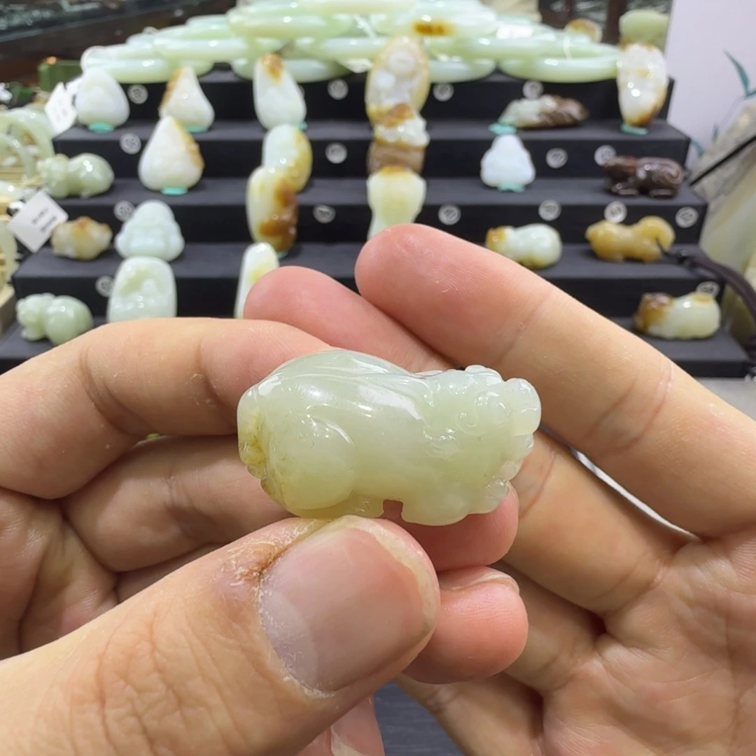 和田玉未镶嵌吊坠(赠链)新疆和田玉貔貅