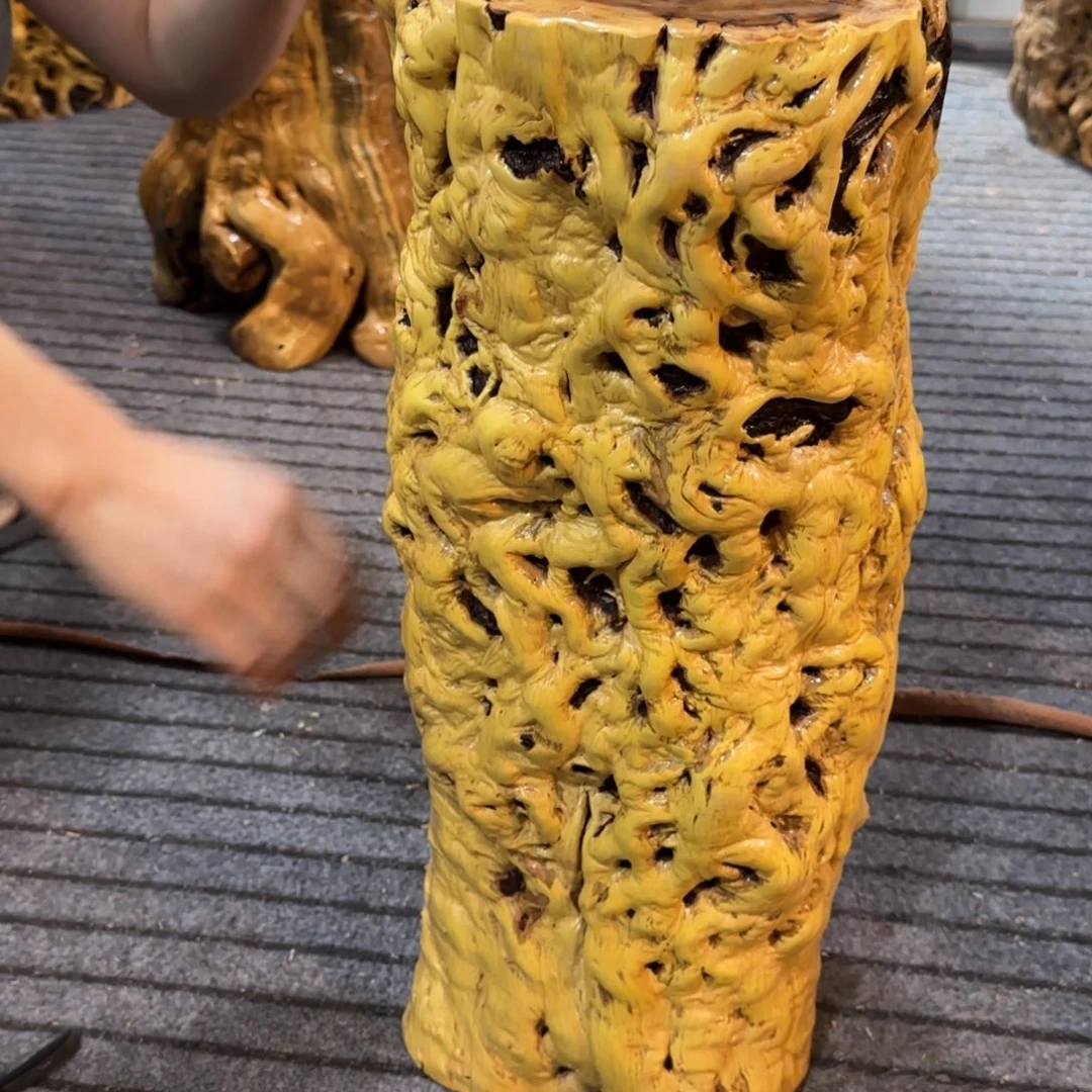 用***1龙纹鸡心枣木手工艺品