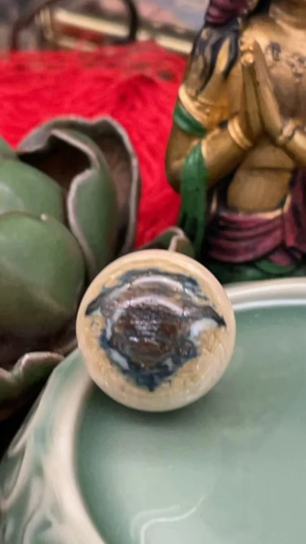 80890精品猛犸象牙17.6左右文玩特色蓝眼挂件锁骨珠顶珠圆珠配饰
