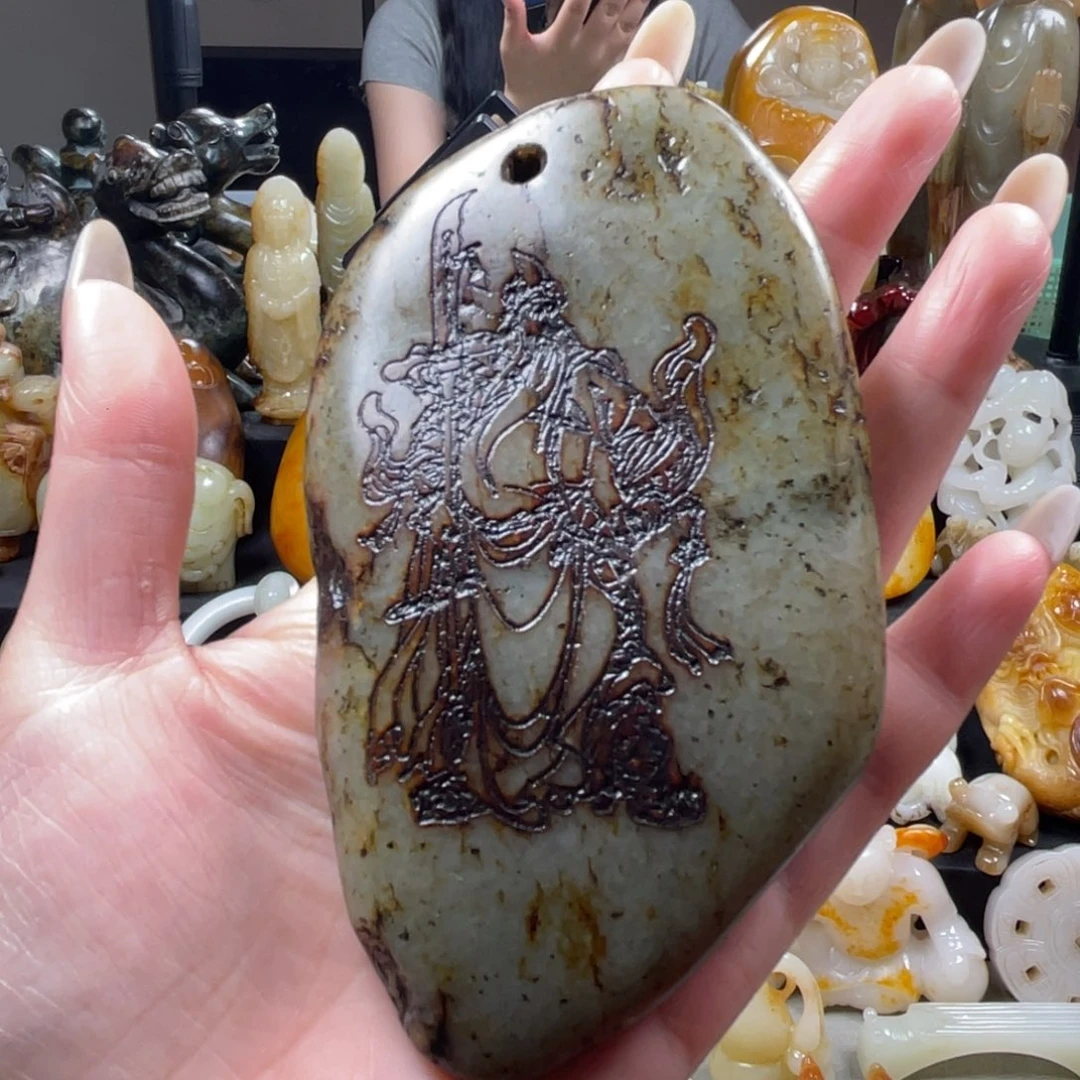 和田玉未镶嵌把件5