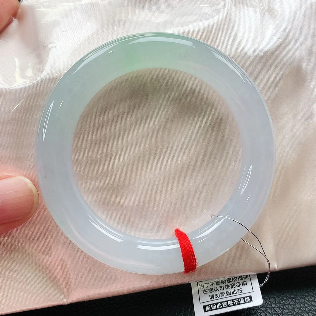 未镶嵌手镯翡翠天然翡翠手镯