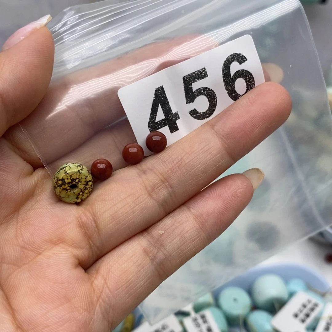 未镶嵌南红玛瑙珠宝奇石