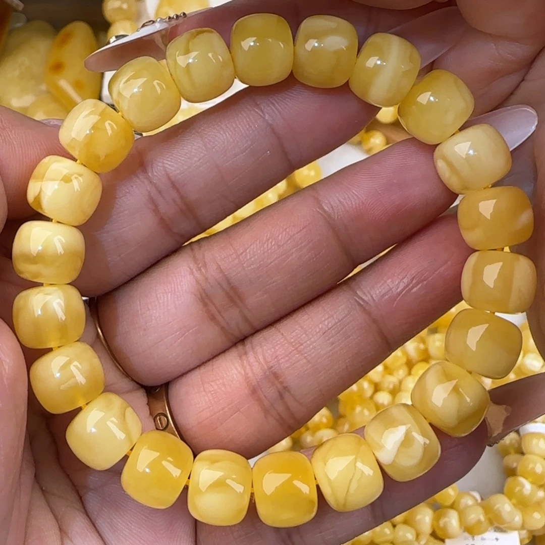 蜜蜡未镶嵌手串妖白花老型手串