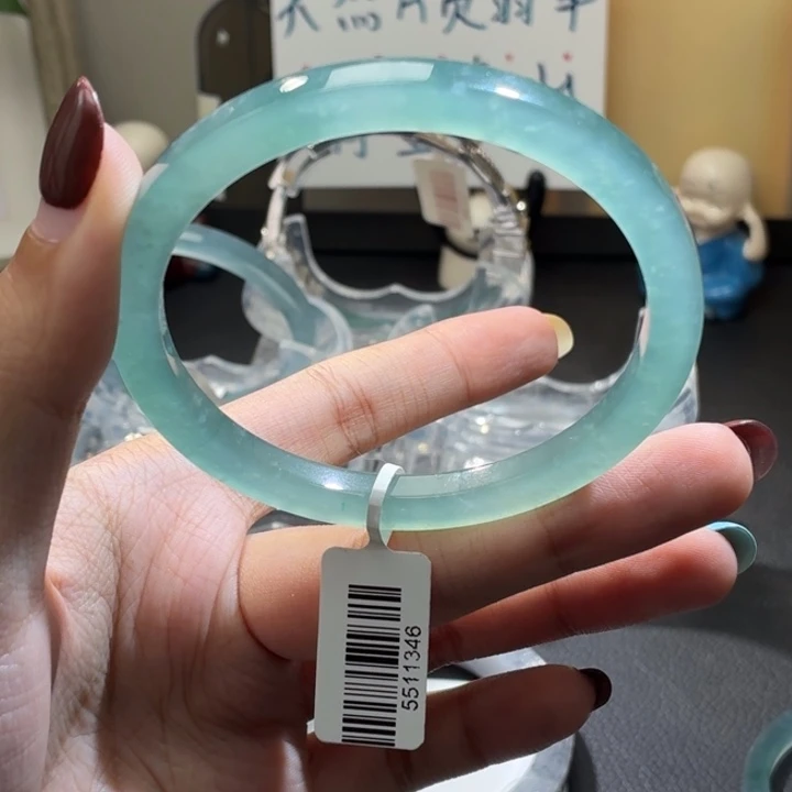 翡翠未镶嵌手镯暴风雪冰甜绿61