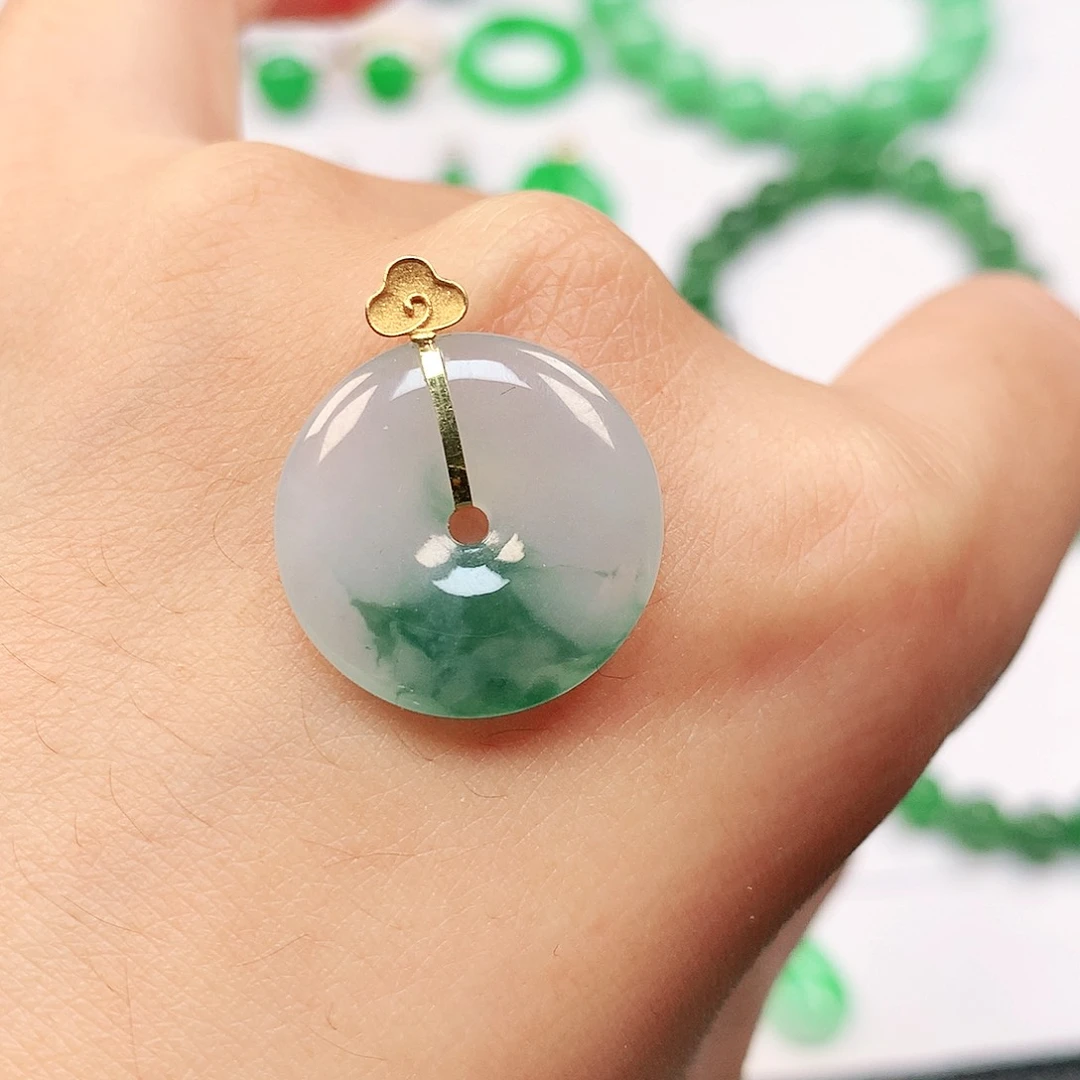 吊坠(不含链)18K金镶嵌翡翠