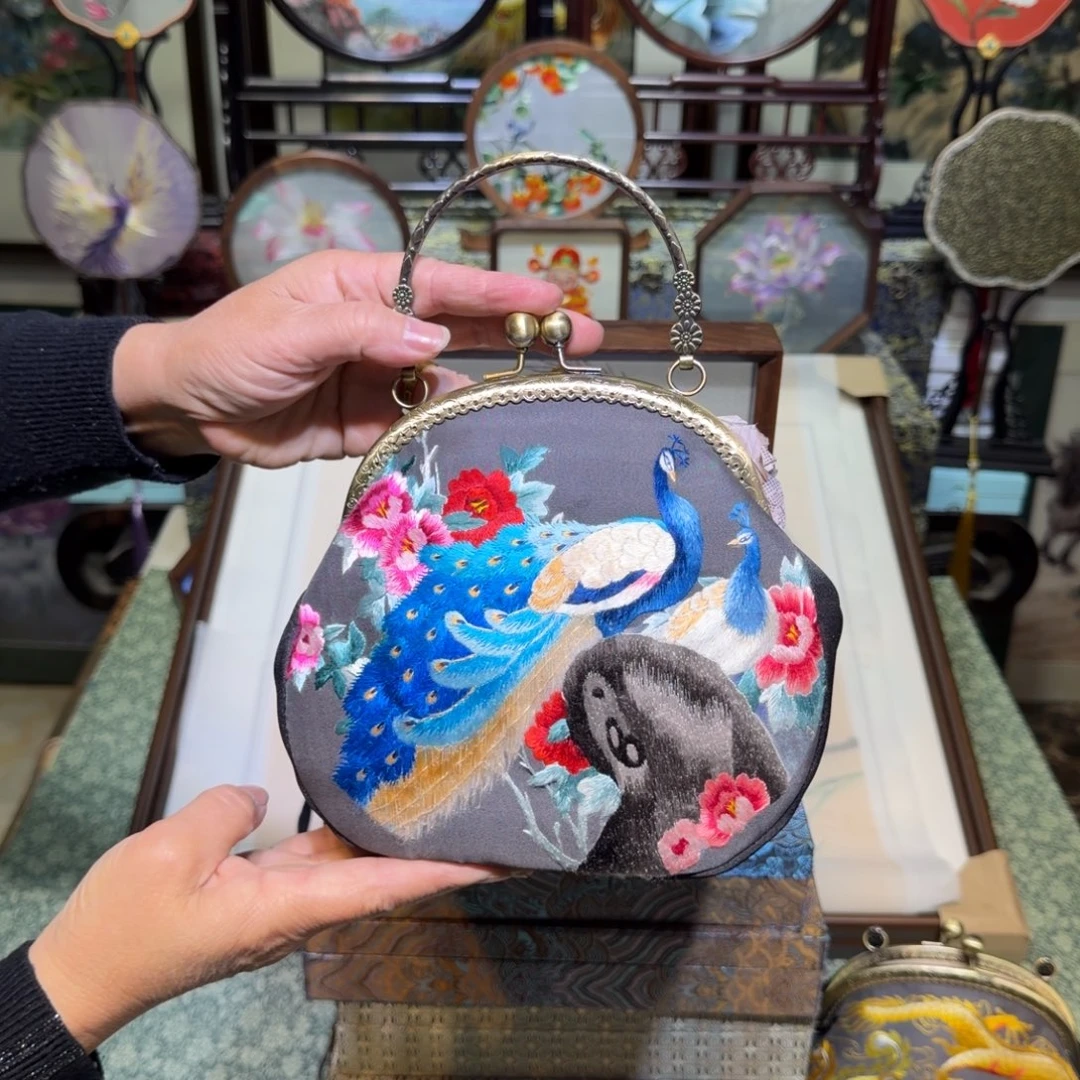 刺绣手工苏绣工艺制作技艺精湛
