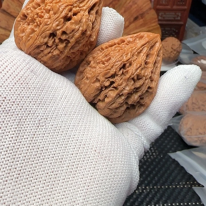 文玩核桃吊坠全品坐佛39尺超级福利