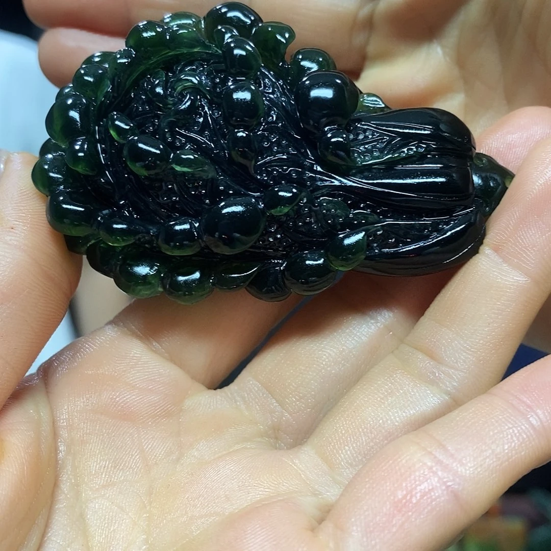 未镶嵌岫玉挂件吊坠