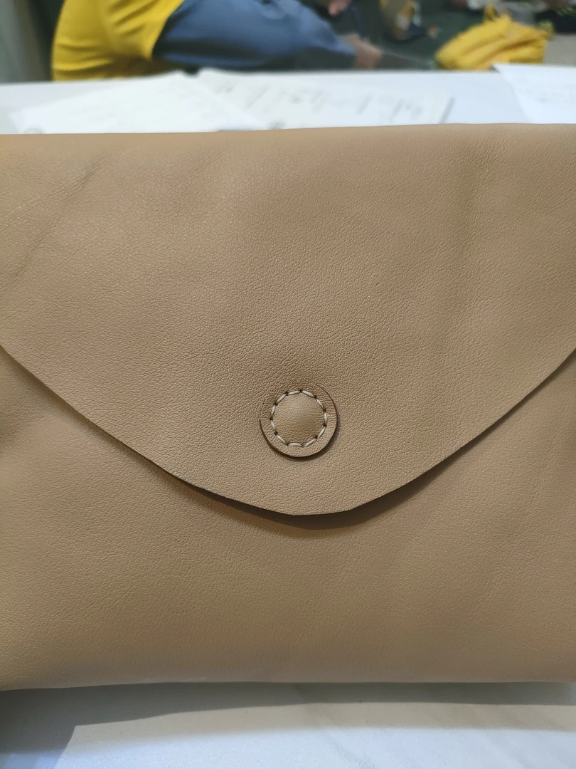 百搭卡其色咖色简约中号斜挎