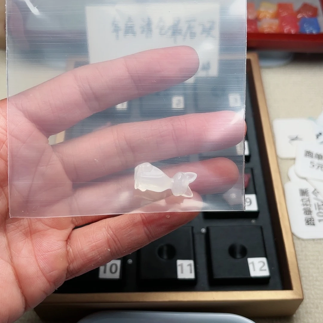 玛瑙/玉髓手串未镶嵌夜*珊