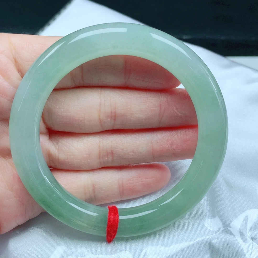 未镶嵌手镯翡翠55