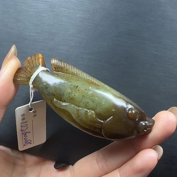 幼***诚和田玉未镶嵌挂件