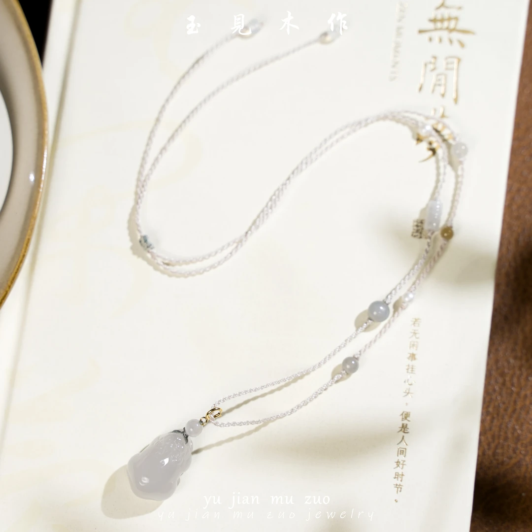 玉見木作万能扣 天然和田玉烟紫貔貅吊坠 颜色多样性发一