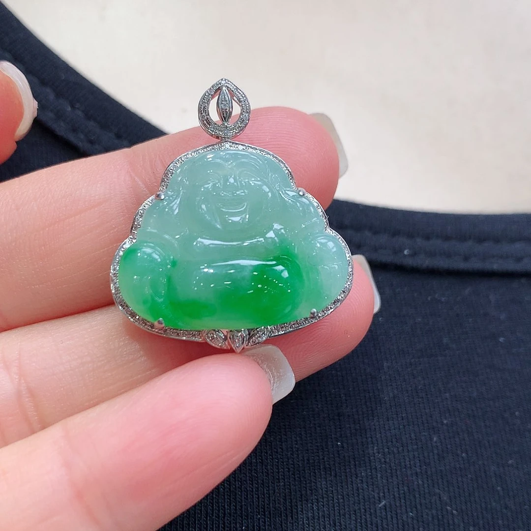 翡翠颈饰18K金镶嵌佛公