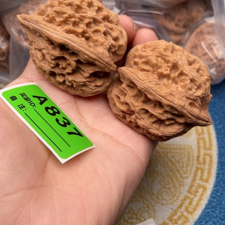 把件文玩核桃核桃