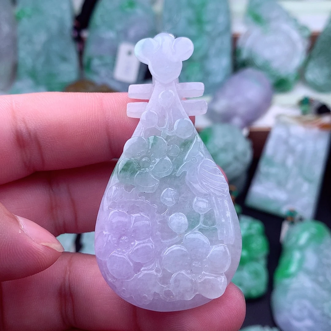 吊坠(不含链)未镶嵌翡翠