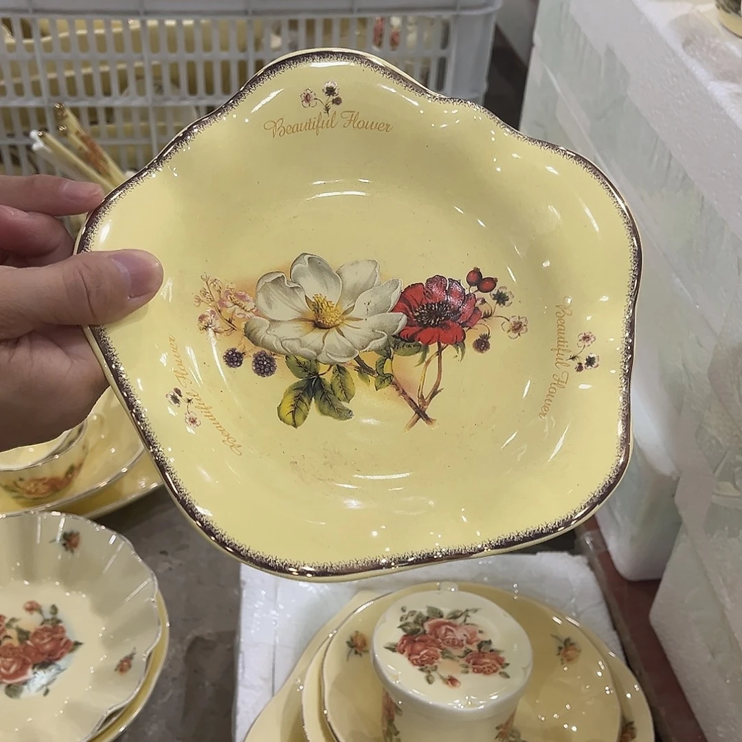 星博陶瓷有限公司2个8