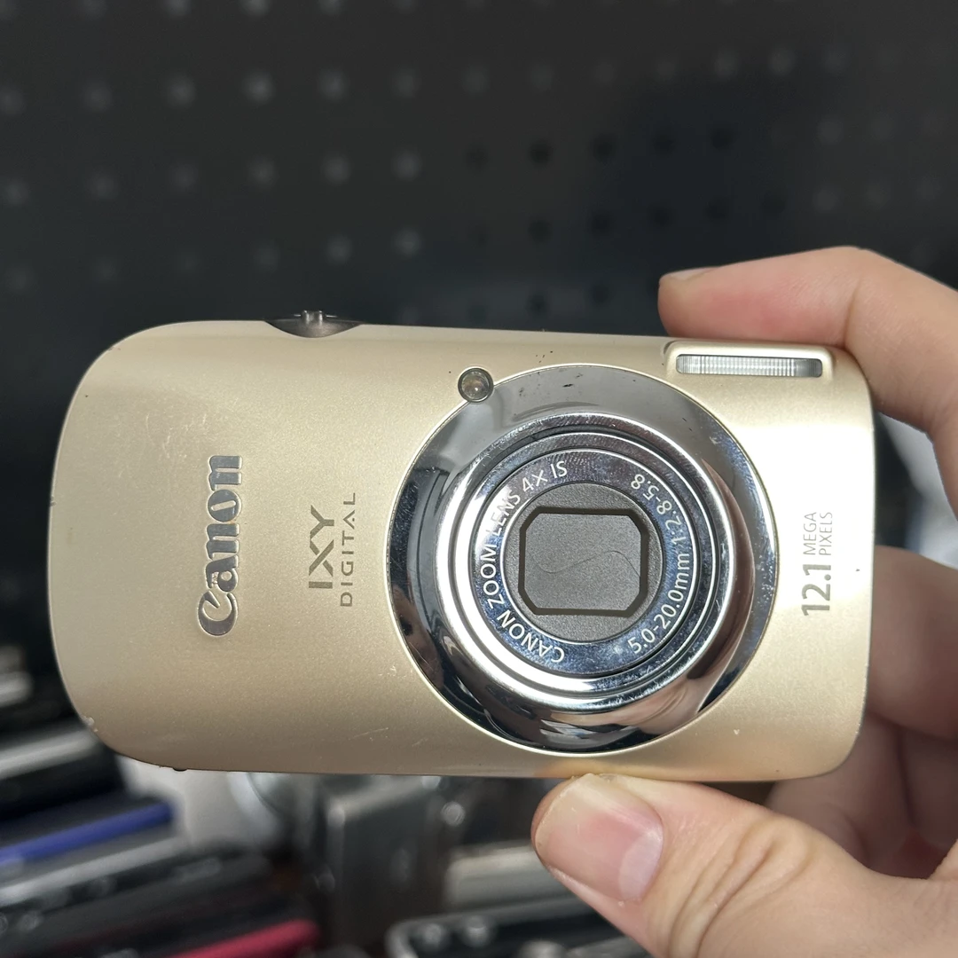 9新 Canon/佳能 佳能ixus110日版1200万像素屏幕偏黄配件齐全