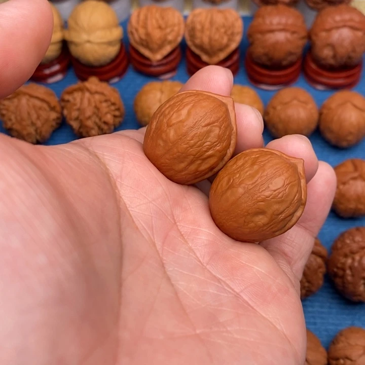 文玩核桃把件大枣