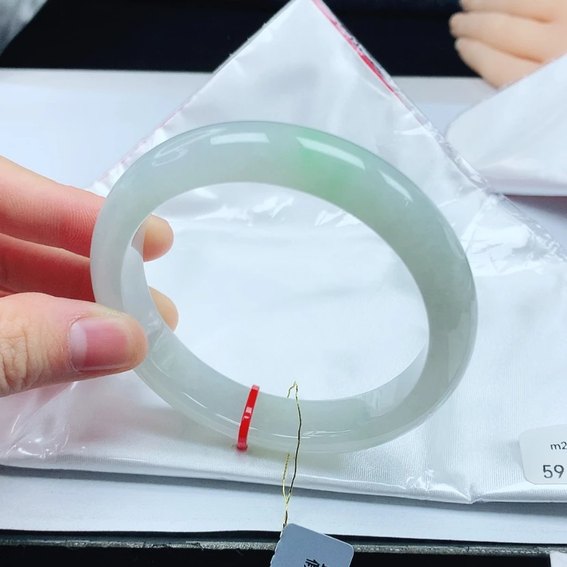 【闪购商品】翡翠手镯未镶嵌天然缅甸a货手镯59+