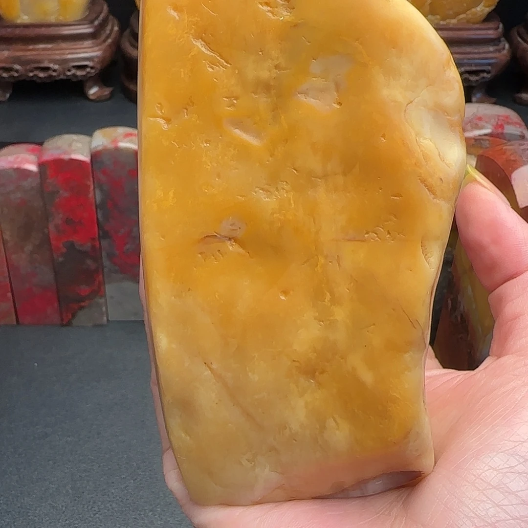 昌化石昌化鸡血石