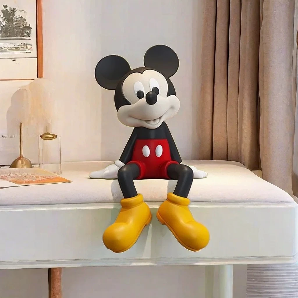 高级感创意潮玩坐姿摆件米奇客厅玄关电视柜客厅摆件装饰品