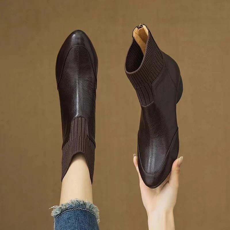 【翘颜品牌】时尚舒适尖头法式女鞋秋冬马丁靴短筒女靴子5371