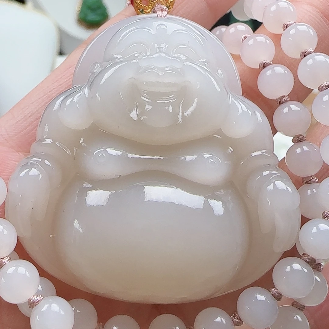 和田玉18K金镶嵌颈饰