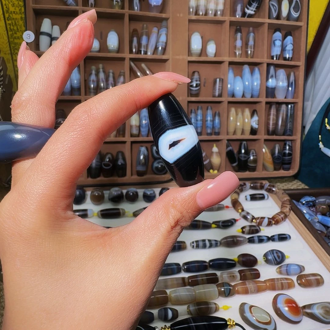 合金颈饰玛瑙/玉髓克****屋