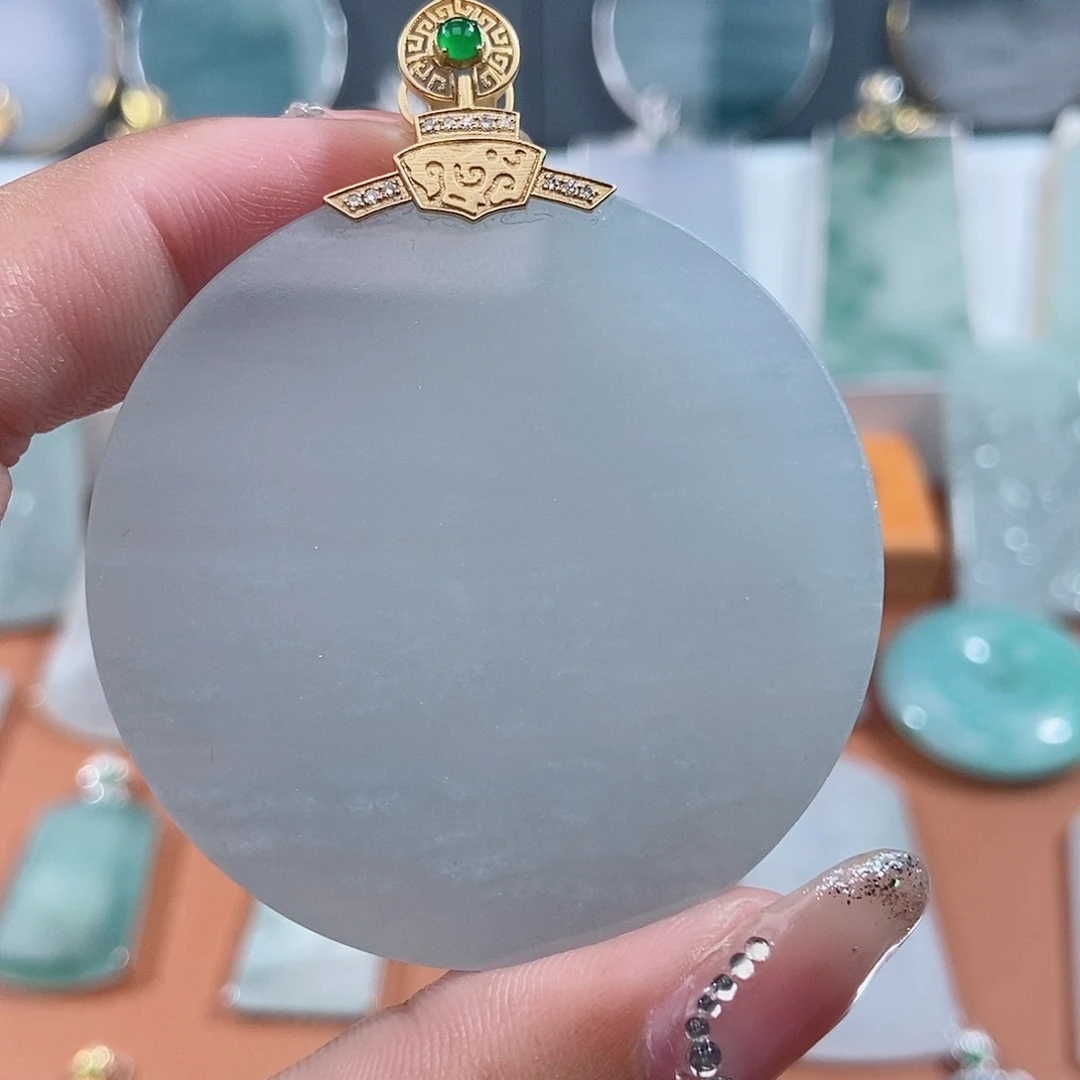 翡翠18K金镶嵌吊坠(不含链)
