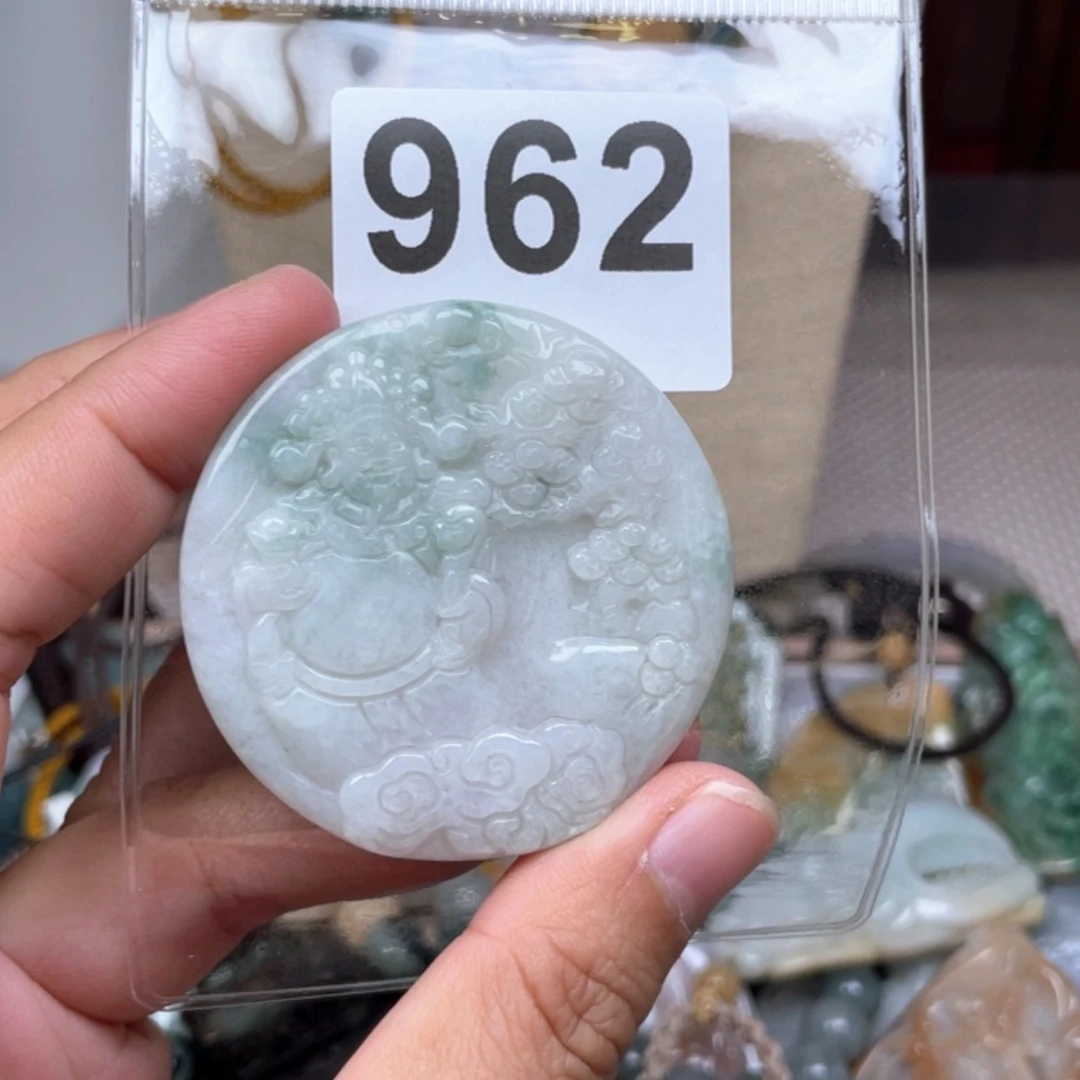 【闪购商品】翡翠颈饰未镶嵌紫**主翡翠