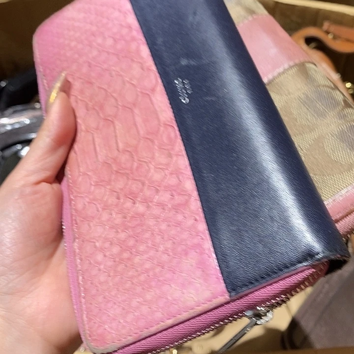 乐***爸中古香水沐浴露持久留香