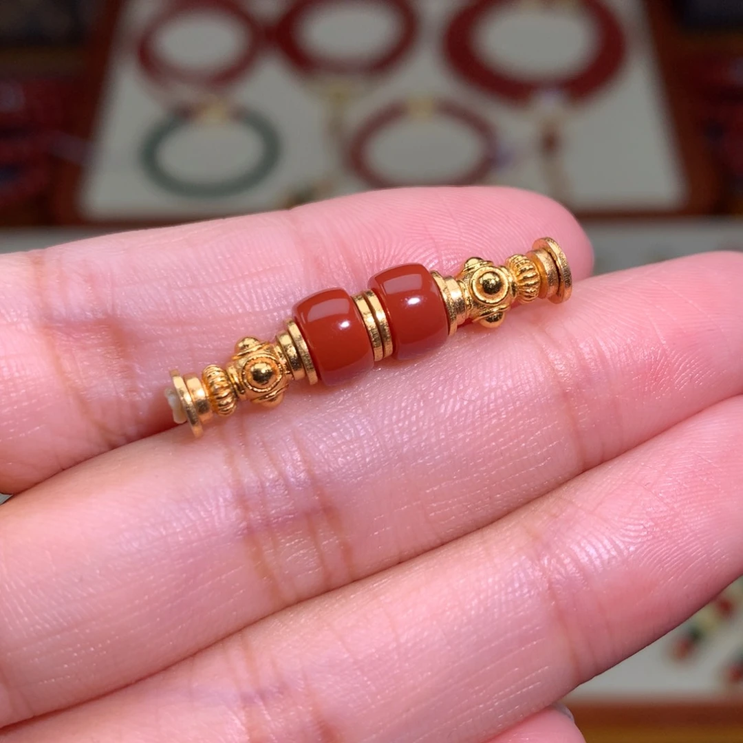 南红玛瑙未镶嵌颈饰