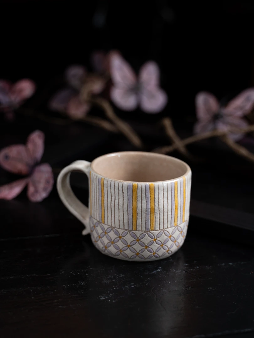 奇花 | 满绘双色线条蝴蝶马克杯