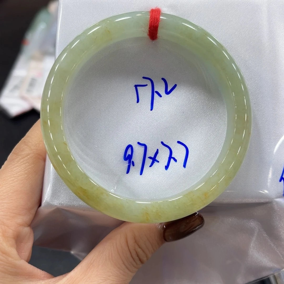 未镶嵌手镯翡翠翡翠