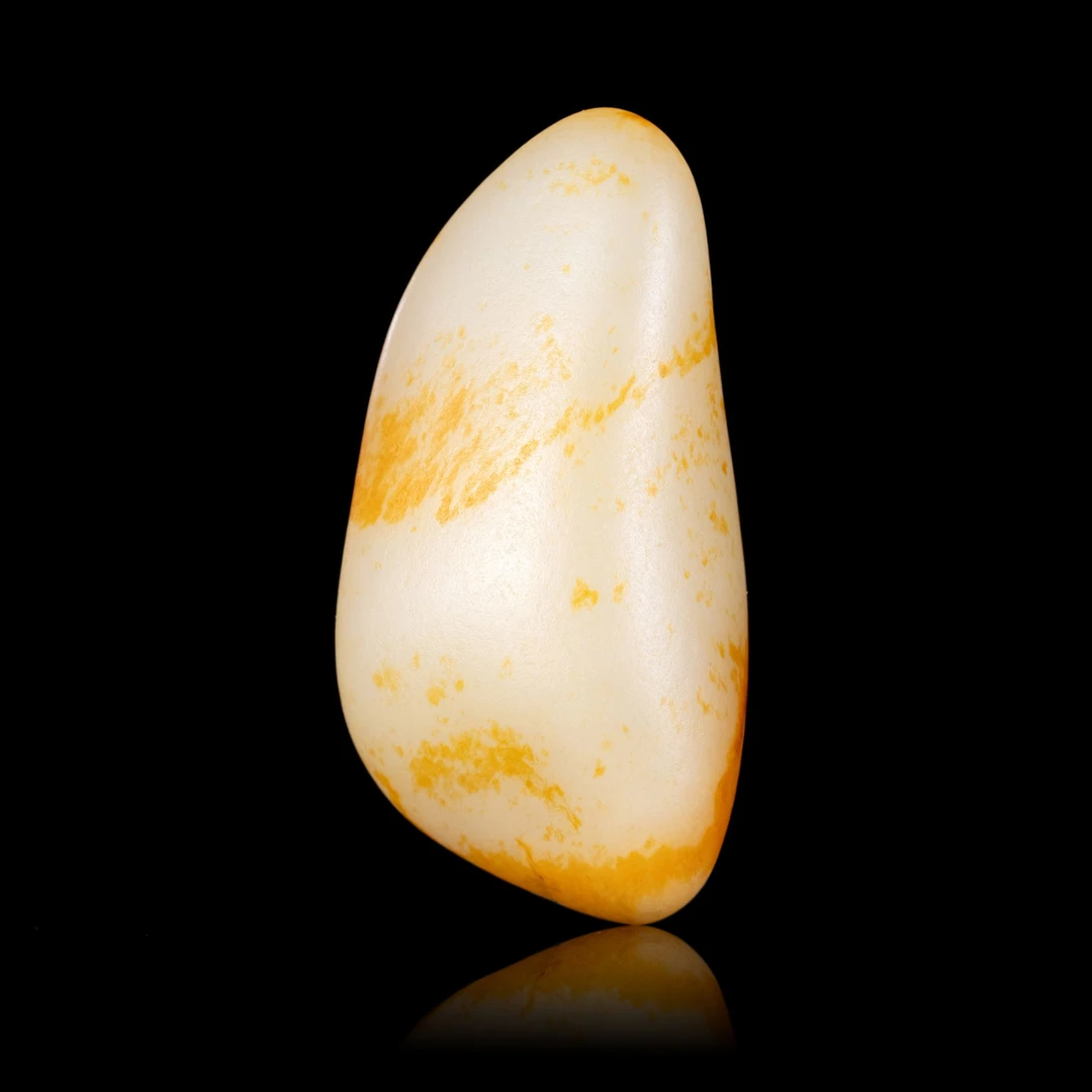 40.3克白肉带洒金皮手把件原石