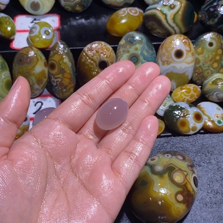 玛瑙/玉髓珠宝奇石未镶嵌幸****?