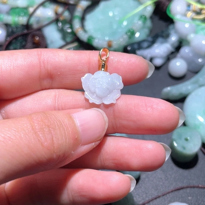 【闪购商品】翡翠颈饰未镶嵌s****r天然翡翠