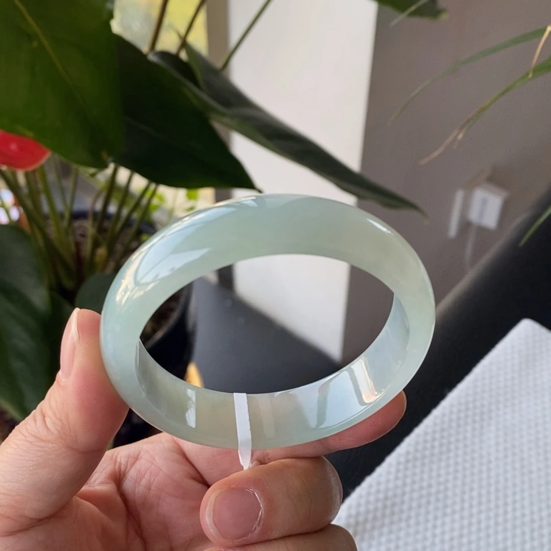 翡翠未镶嵌手镯19hao