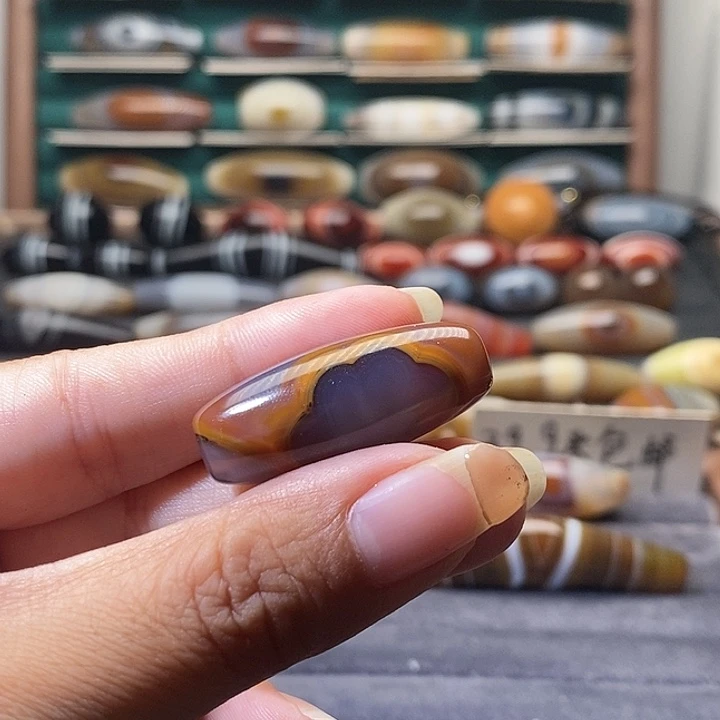 L***u玛瑙/玉髓未镶嵌吊坠(不含链)