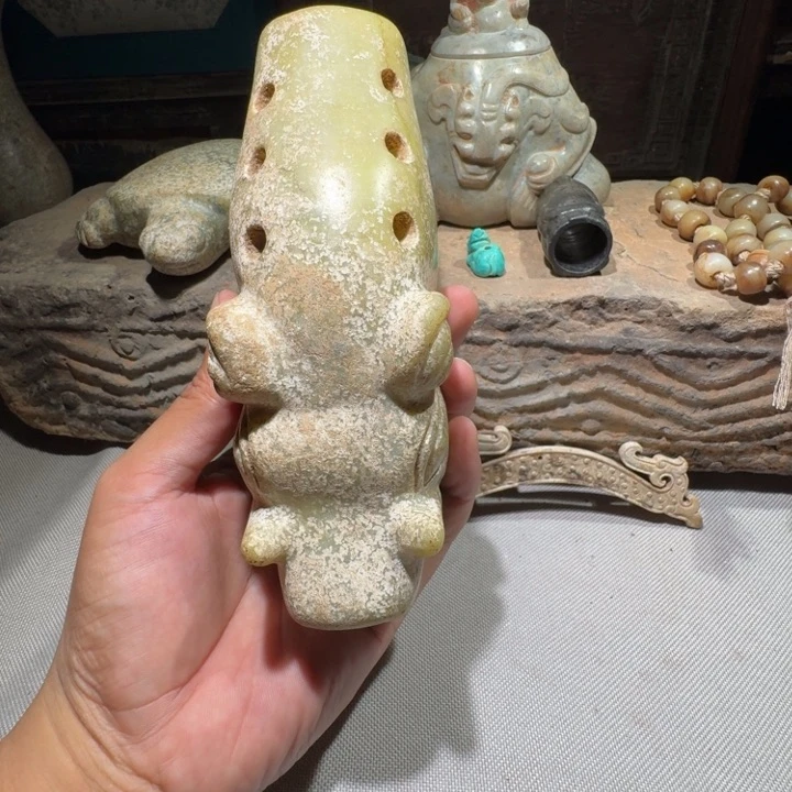 老***张和田玉（糖玉）未镶嵌挂件