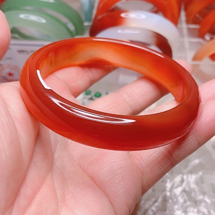 玛瑙/玉髓手镯未镶嵌看**生