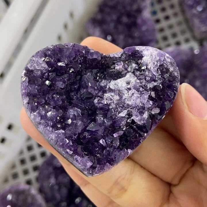 水晶爱心摆件未镶嵌