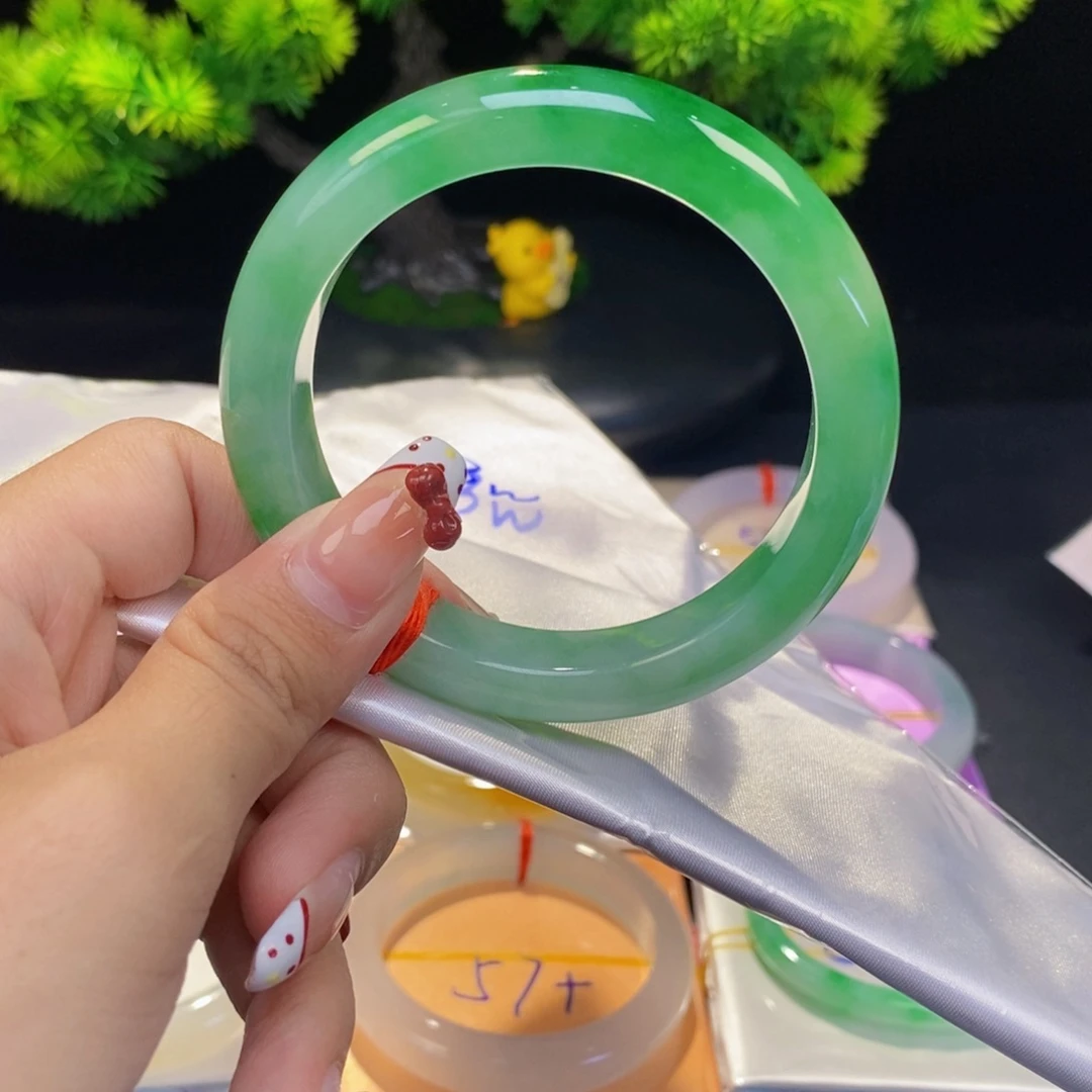 翡翠手镯未镶嵌4号