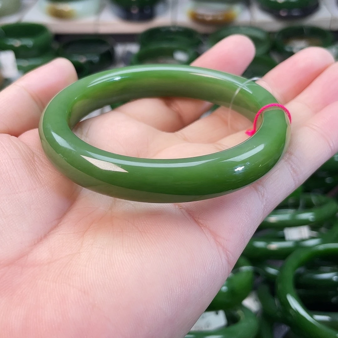 和田玉（碧玉）手镯未镶嵌