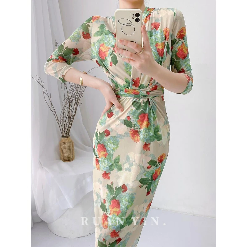 RUAN YIN法式绿色蔷薇花V领收腰连衣裙绑带网纱气质包臀裹身裙女